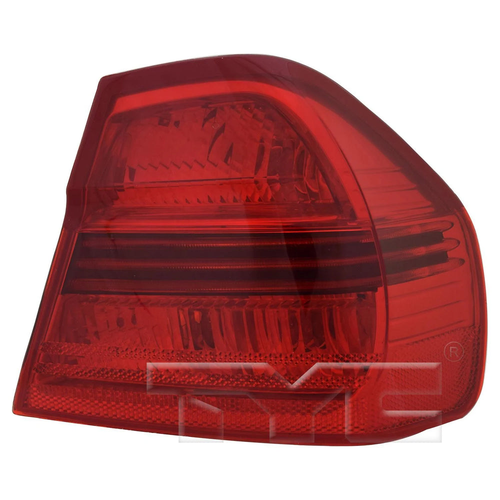 CAPA 0608 BW 3 SRS SDN TAIL LIGHT ASSY RH