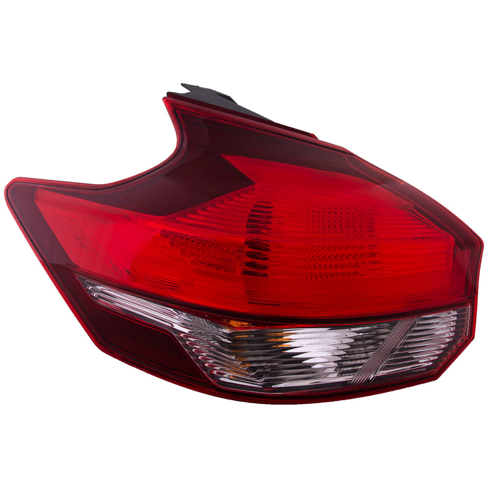 NS KICKS 1820 TAIL LIGHT ASSY