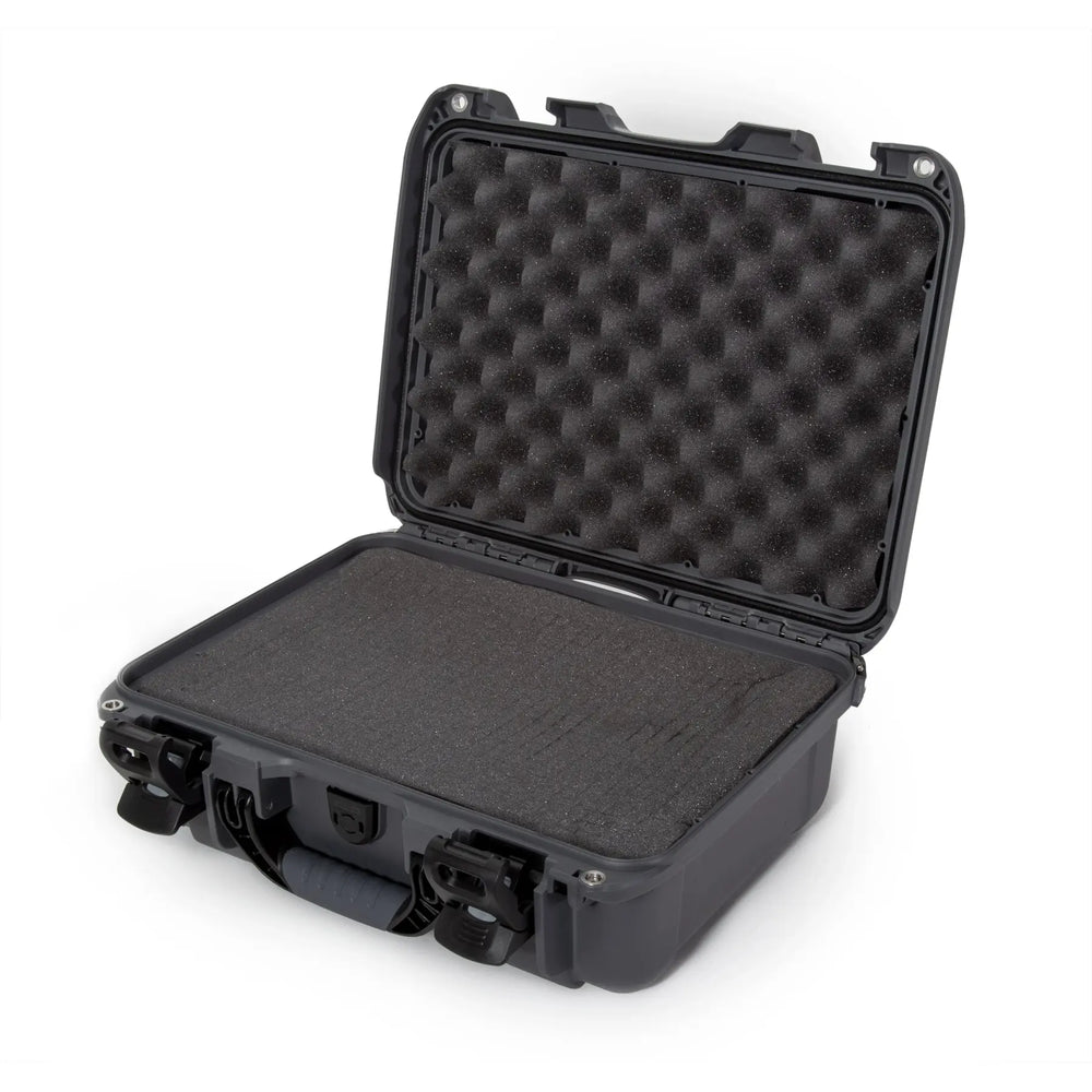 Nanuk auto part
