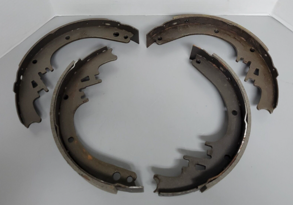 R auto part