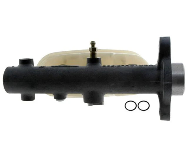 MASTER CYLINDER