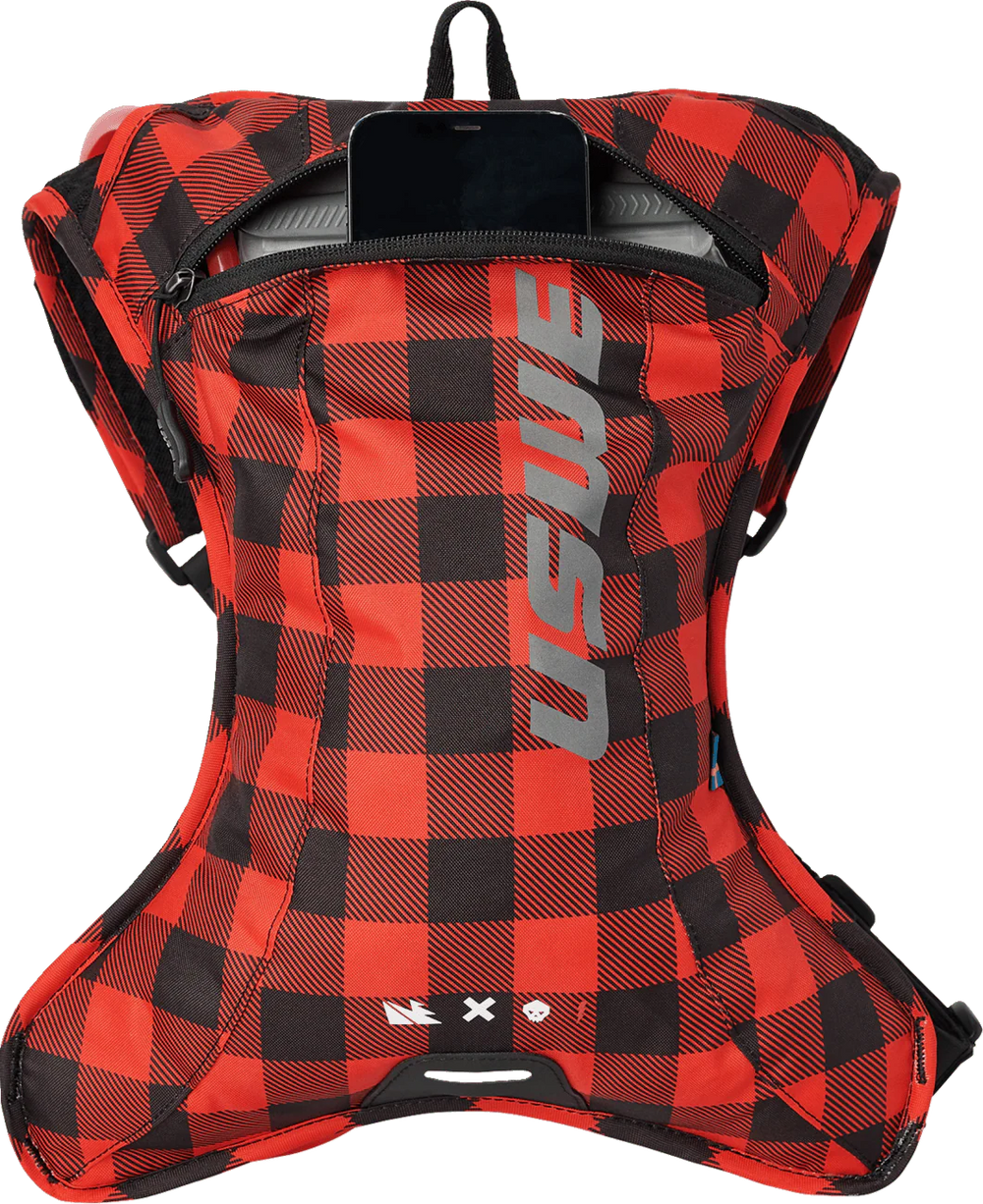 USWE Outlander Hydration Pack 2L - Flannel Red/Black