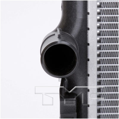 1122 CR 300 5.7L V8 A/MT W/ DUAL FAN 1R PA RADIATOR