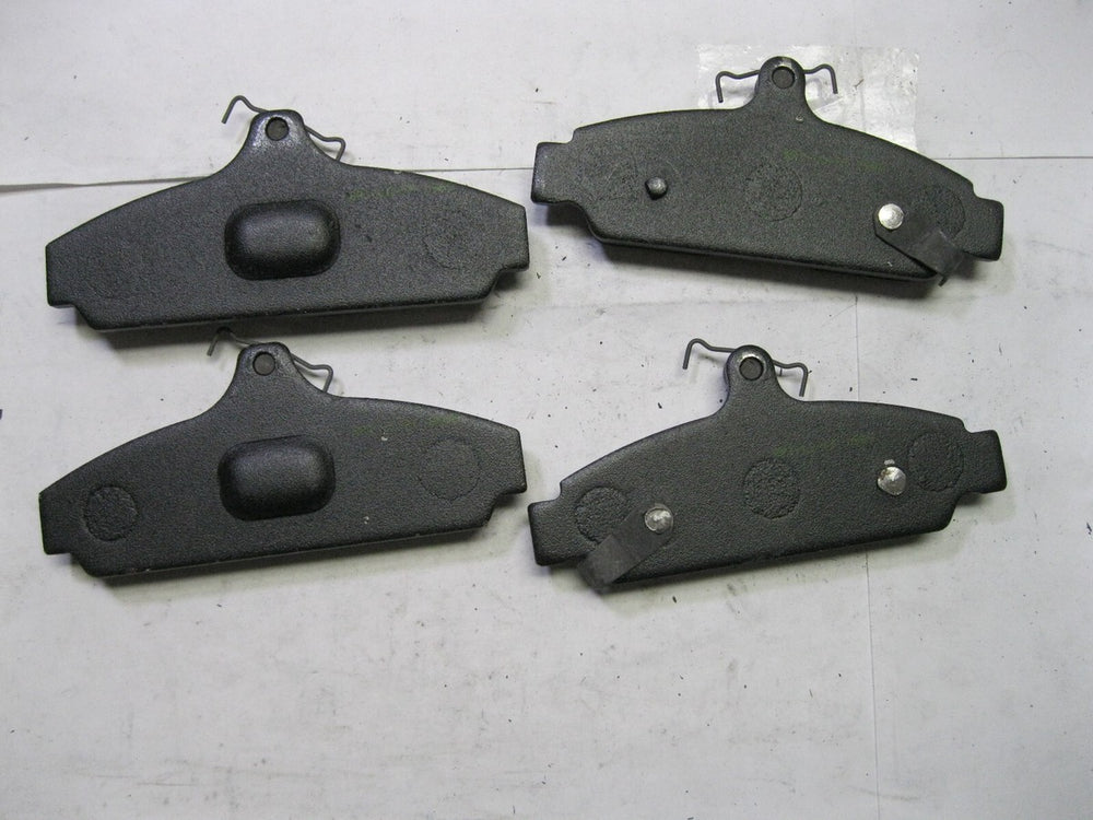 R auto part