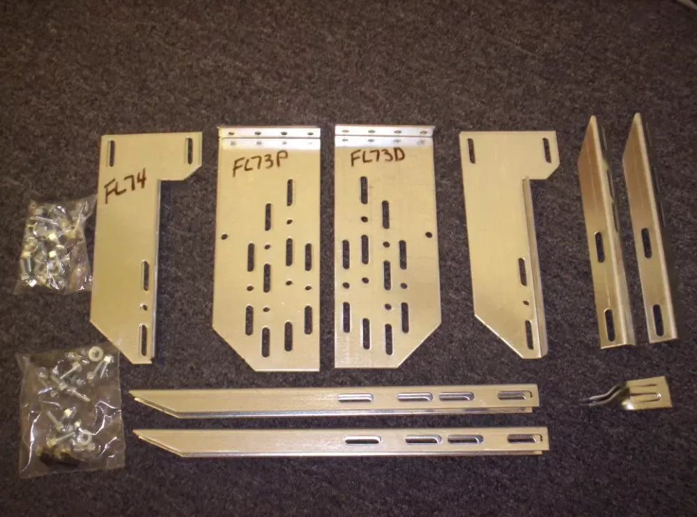 0105 GM FS HD 8FT BED DUALLY GLASTEP WING BOARDS(BRKTS SOLD SEP)