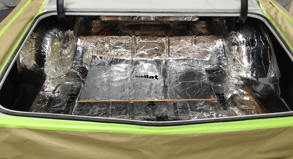 TRUNK CUSTOM INSULATION KIT POLYMER BLACK BACKING SILVER