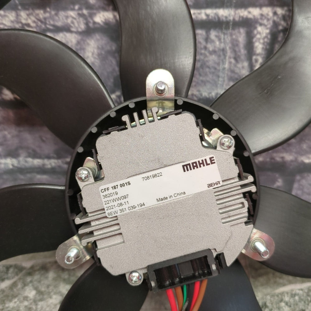 RADIATOR/CONDENSER FAN
