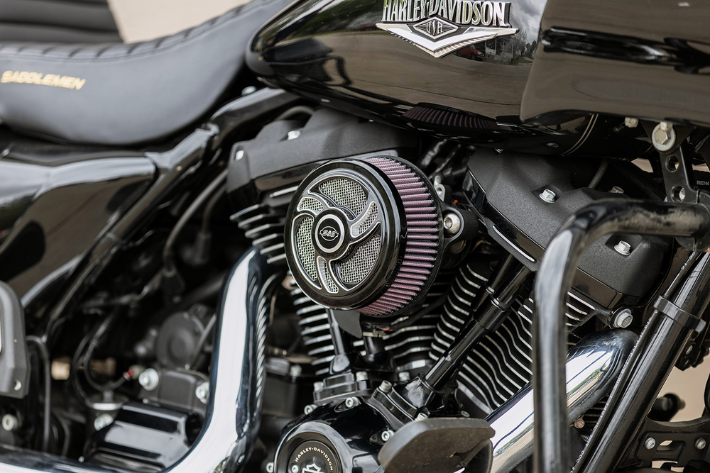 S&S Cycle Stealth Applications Torker Air Cleaner Cover w/ Machined Highlights - Gloss Black