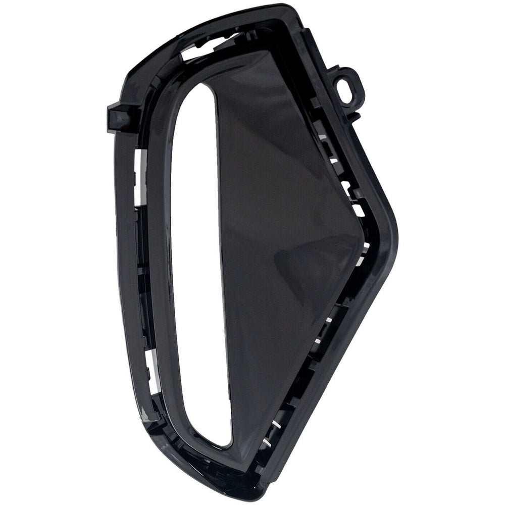 RT FRONT BUMPER INSERT HYBRID XSE; FOG LAMP OPENING COVER; W/O FOG LAMPS TOYOTA RAV4 1924