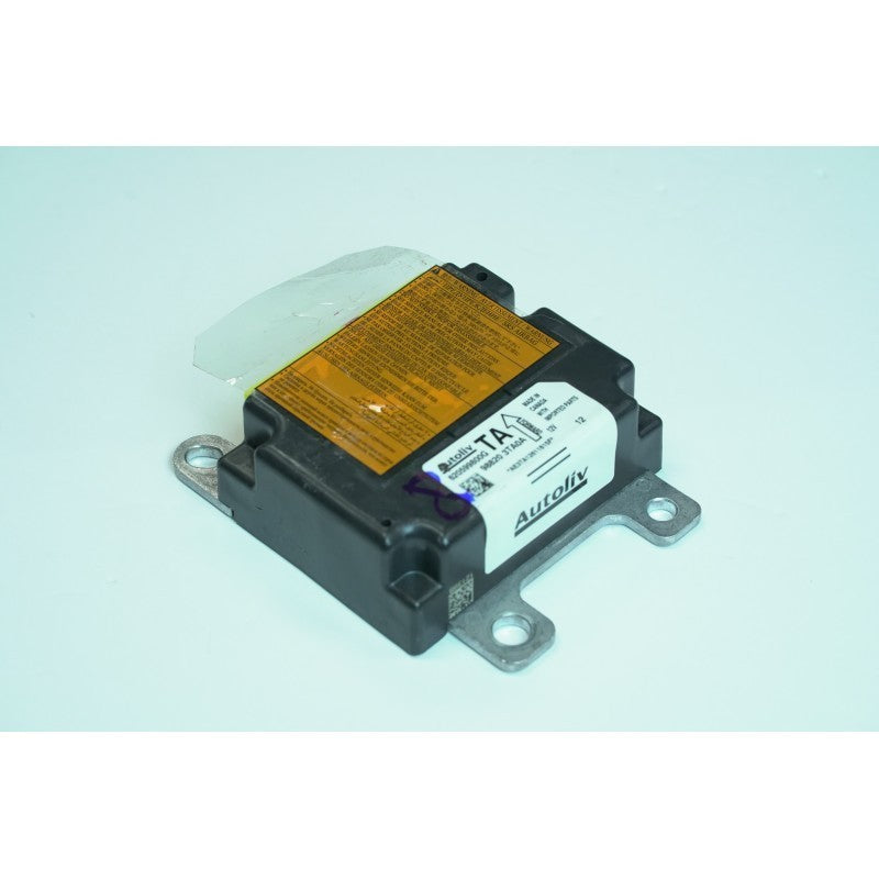 ASSEMBLY SWIVEL