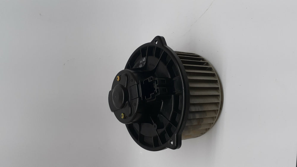 0204 NS ALTMA MAN CTRL BLOWER ASSY