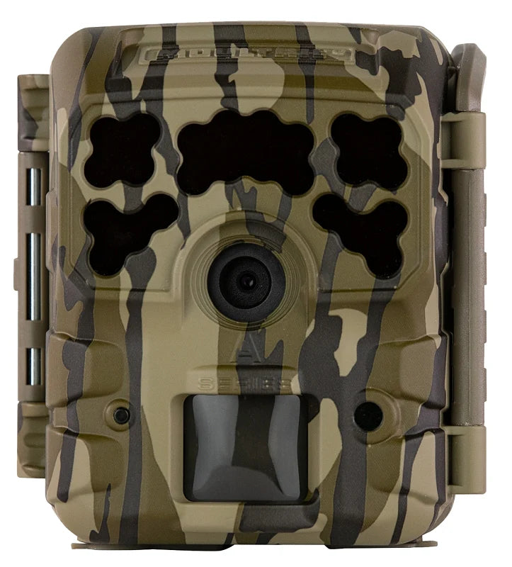 Moultrie auto part