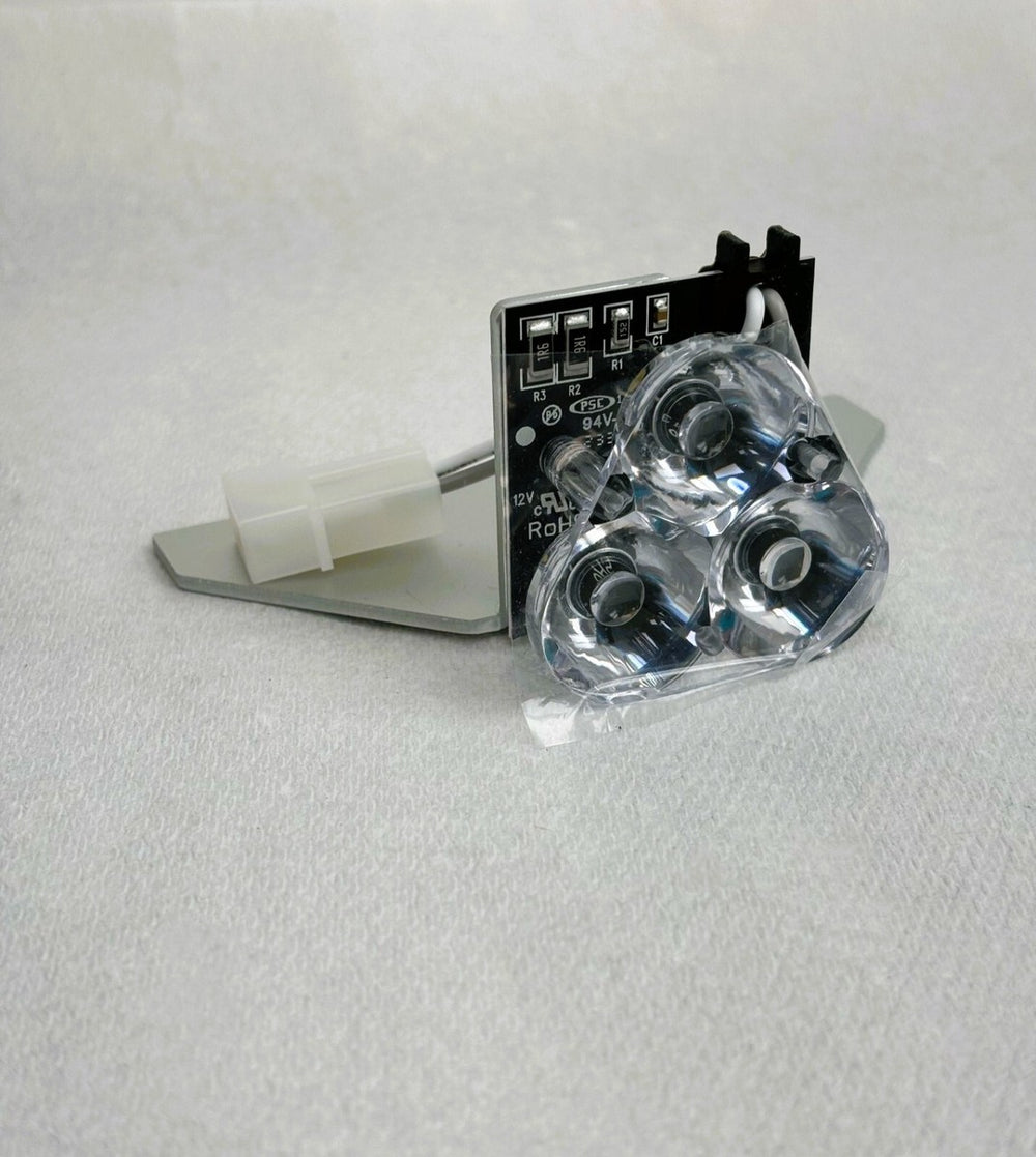 LIGHT,ALLEY,3 LED,CLEAR 12VDC