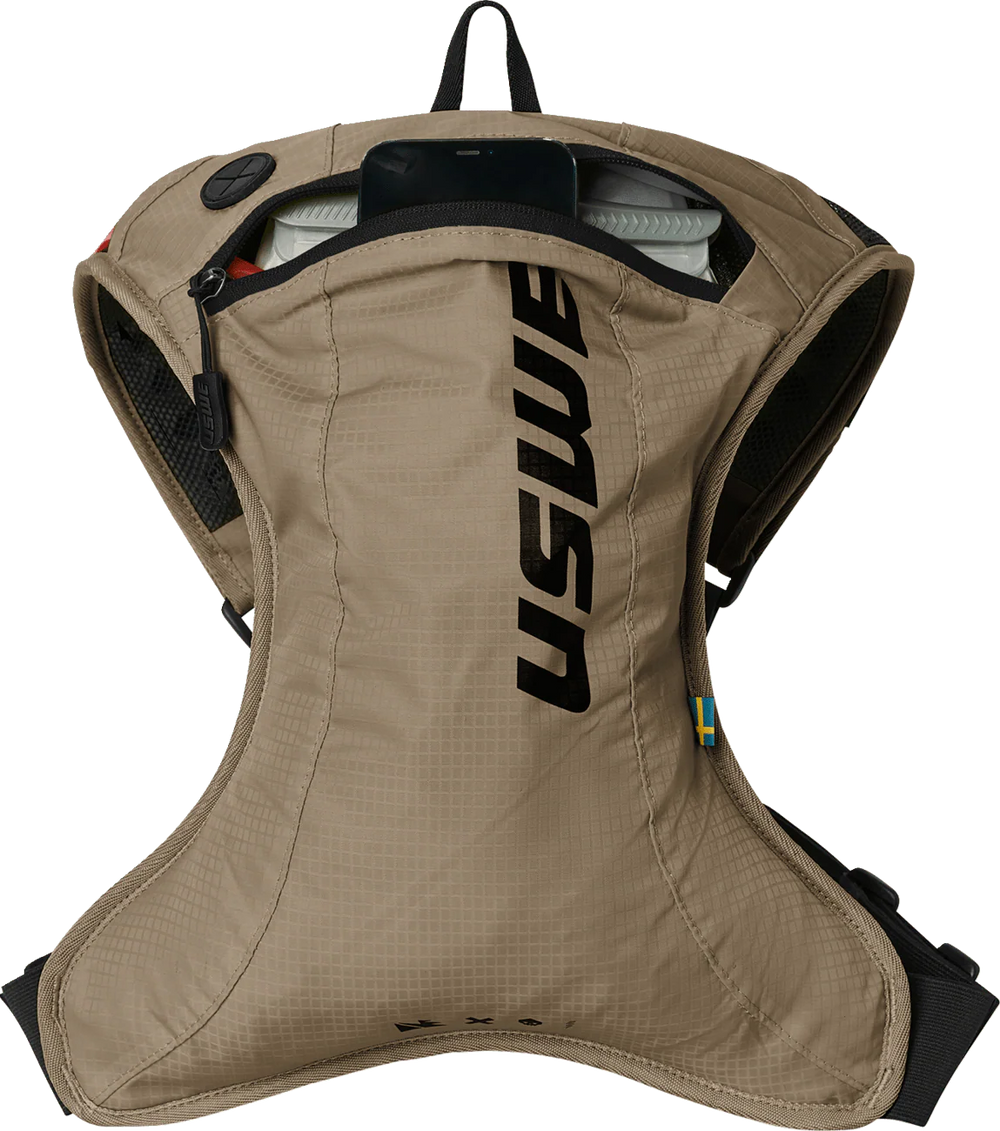 USWE Outlander Moto Hydration Pack 2L - Sand