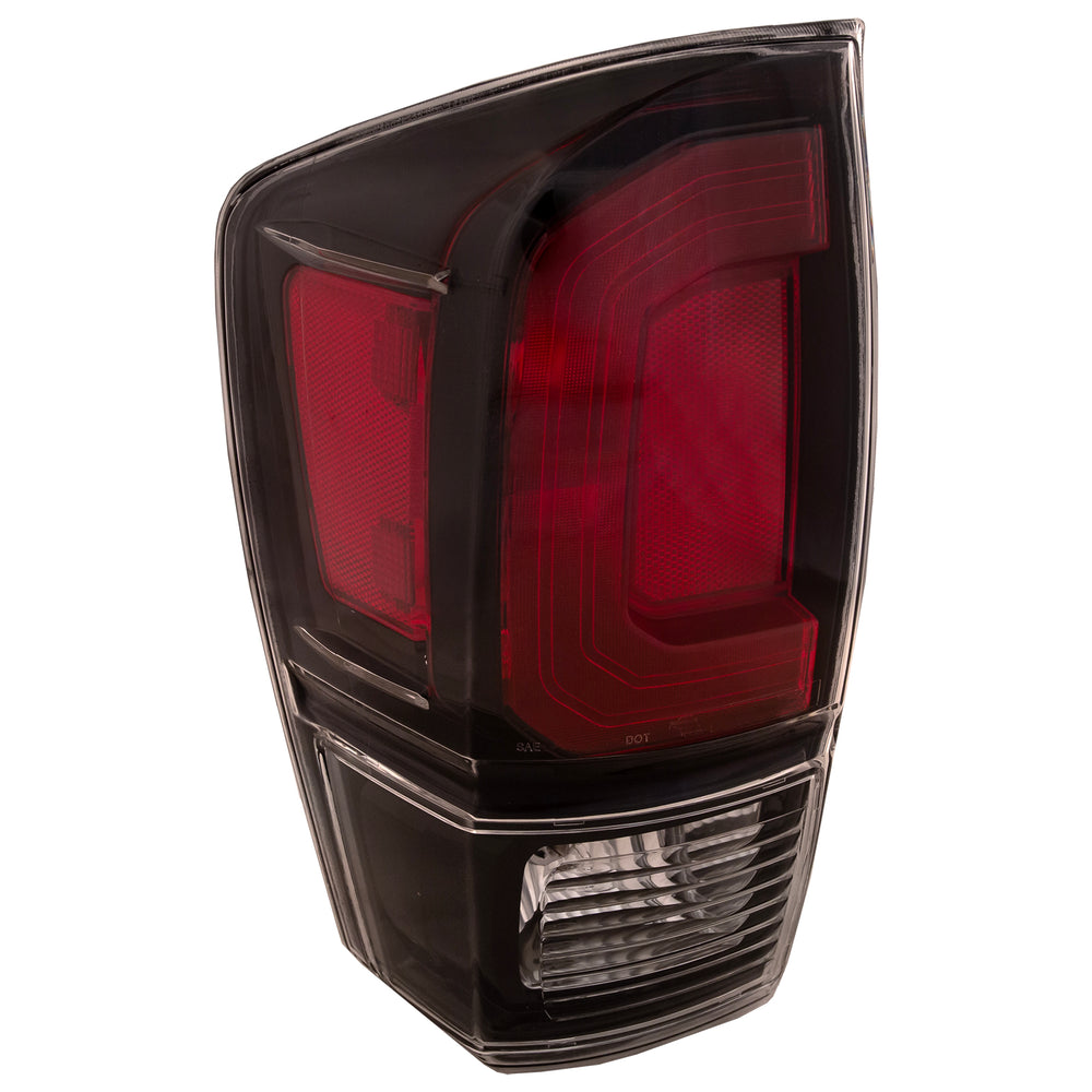TY TACOMA 2023 (W/BLACK BEZEL) RUNNING LAMP