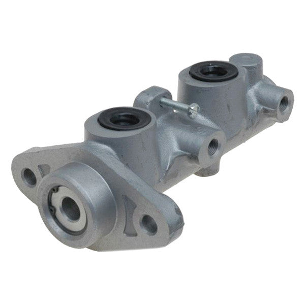 MASTER CYLINDER