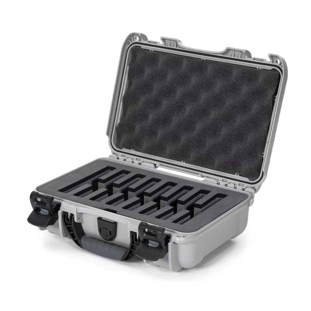 Nanuk silver auto part