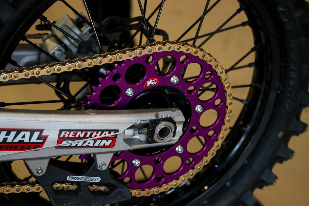 Renthal 92+ Honda CRF150-450R/X/XR 250R/650R Rear Grooved Sprocket - Purple 520-49P Teeth