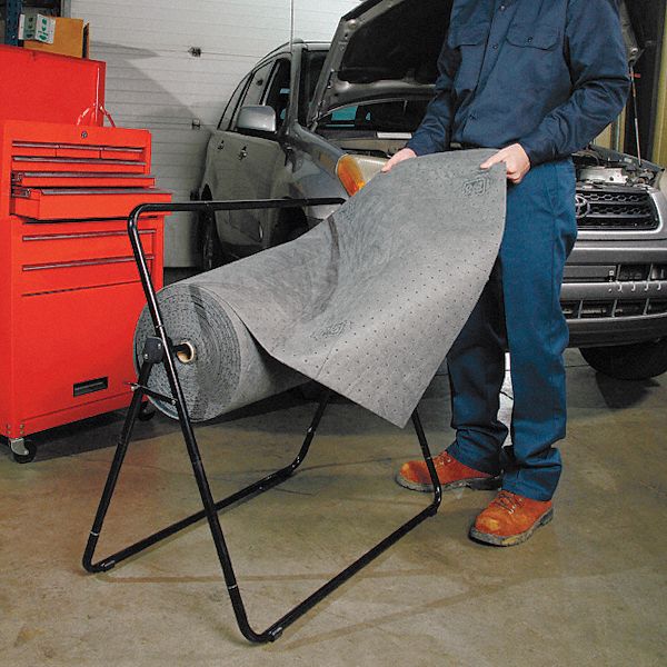 PIG ADJUSTABLE ROLL DISPENSER FOR PIG MAT(HOLDS 25400)
