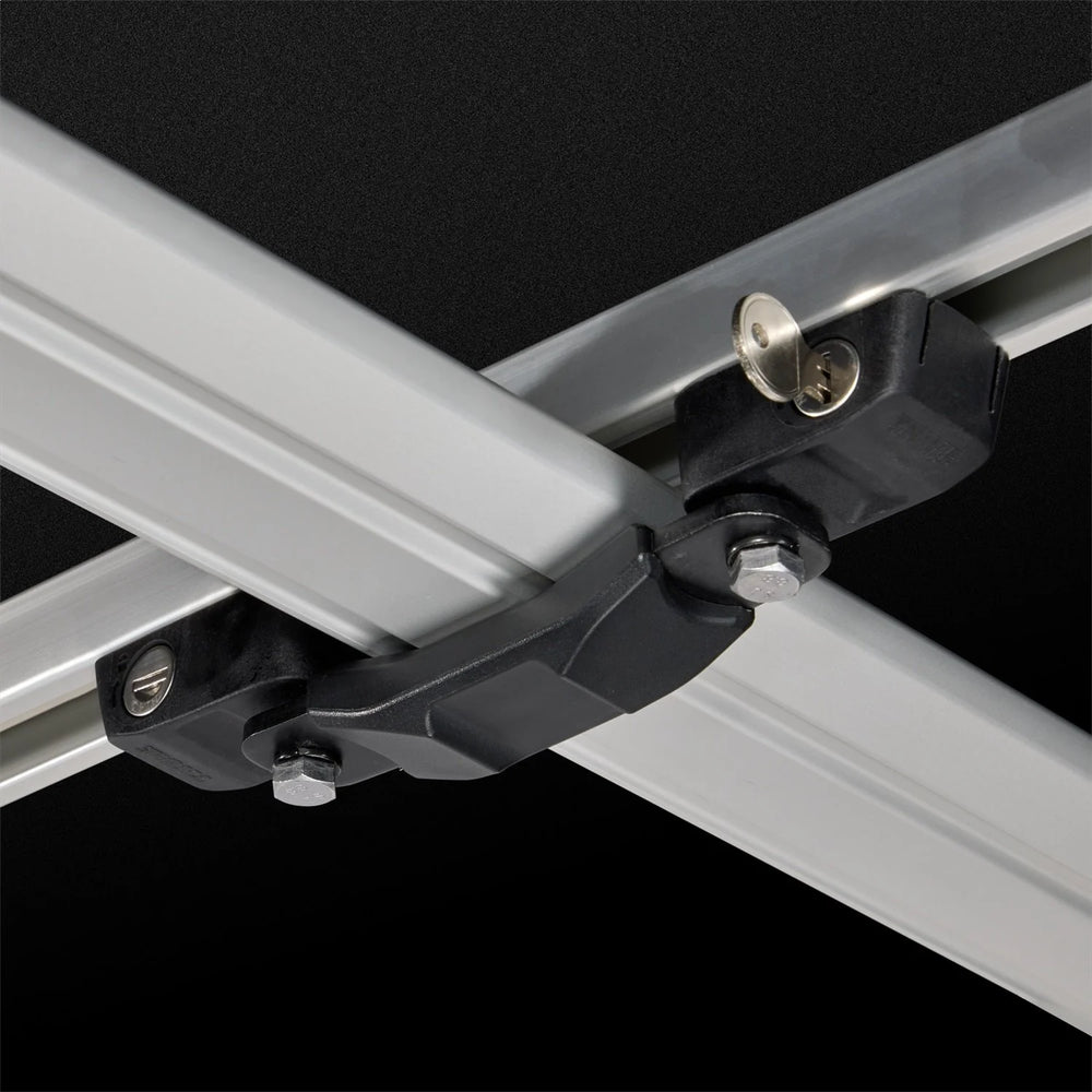 THULE QUICK RELEASE MOUNTING BRACKE
