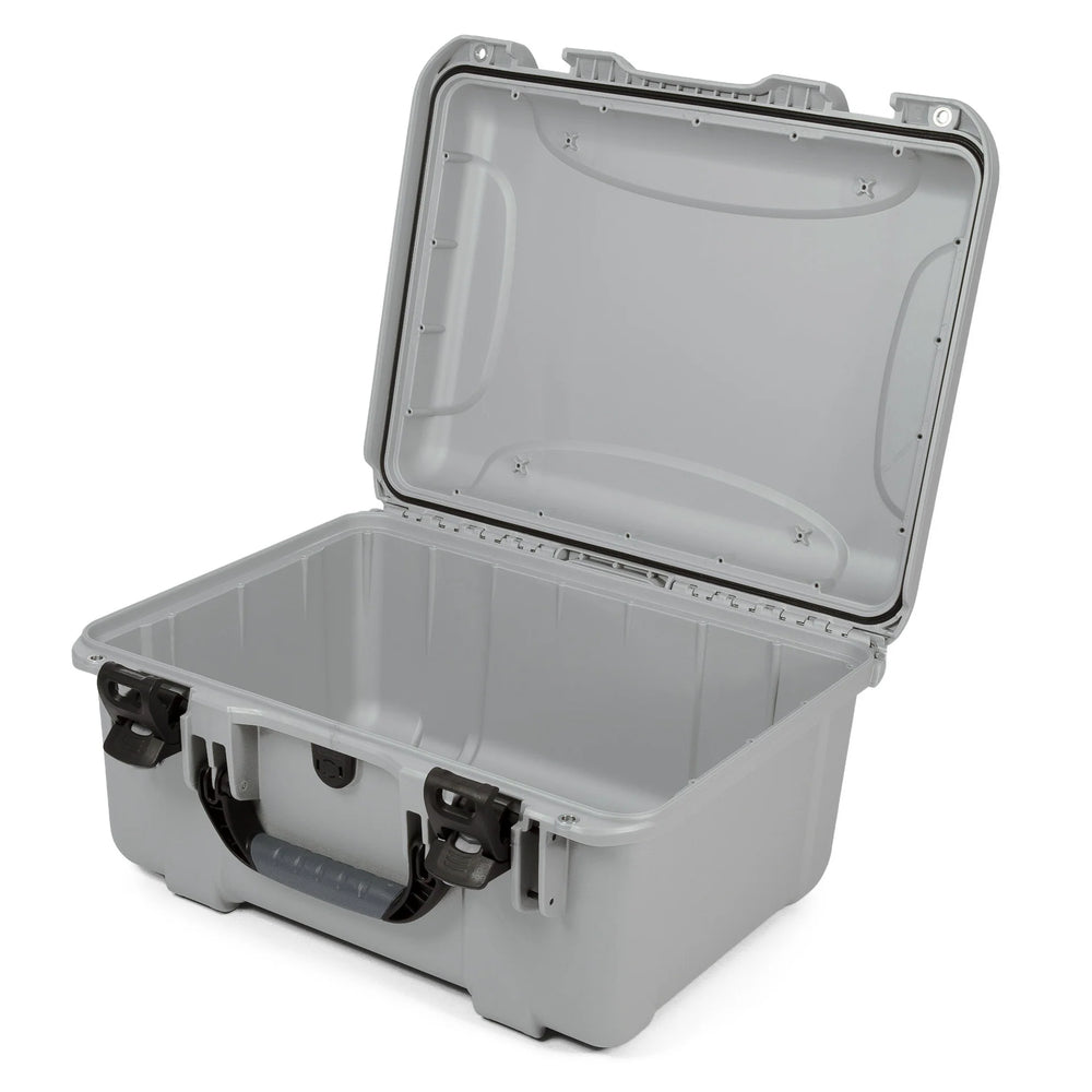 Nanuk silver auto part