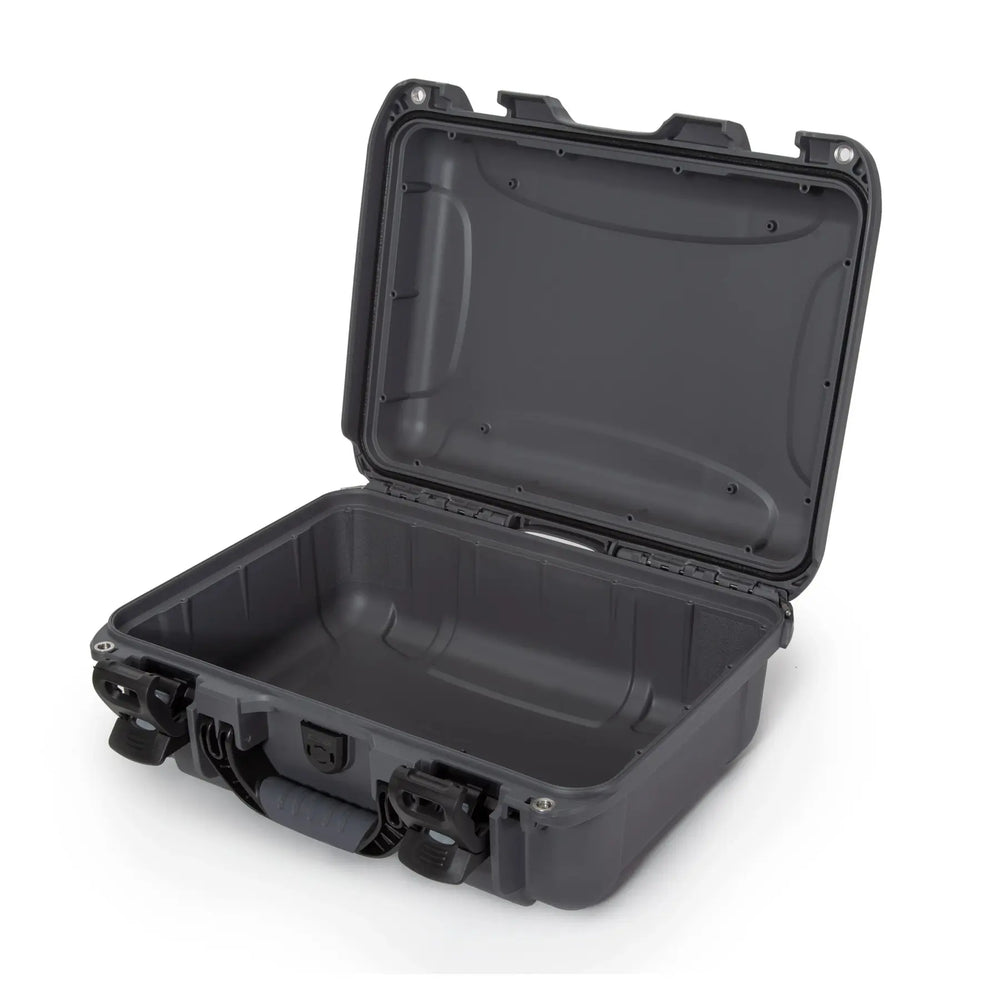 Nanuk auto part