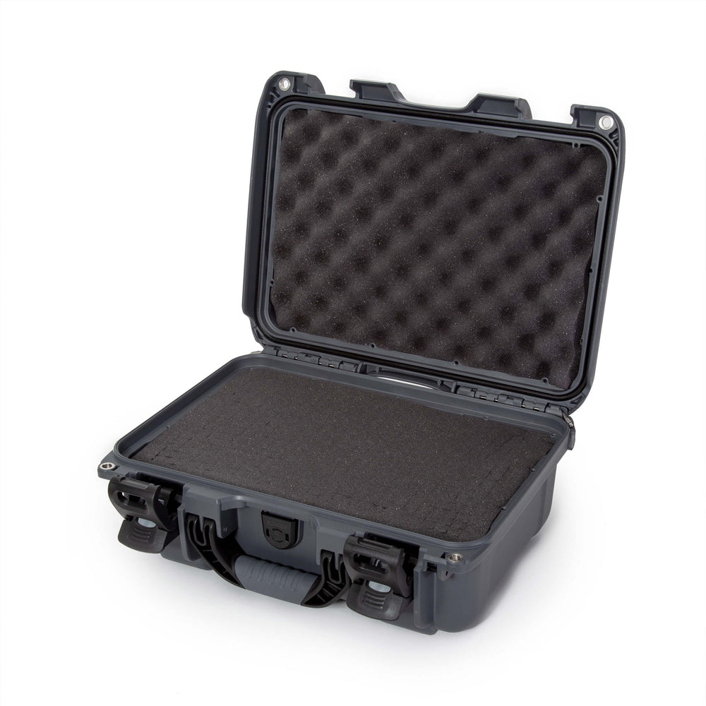 Nanuk auto part