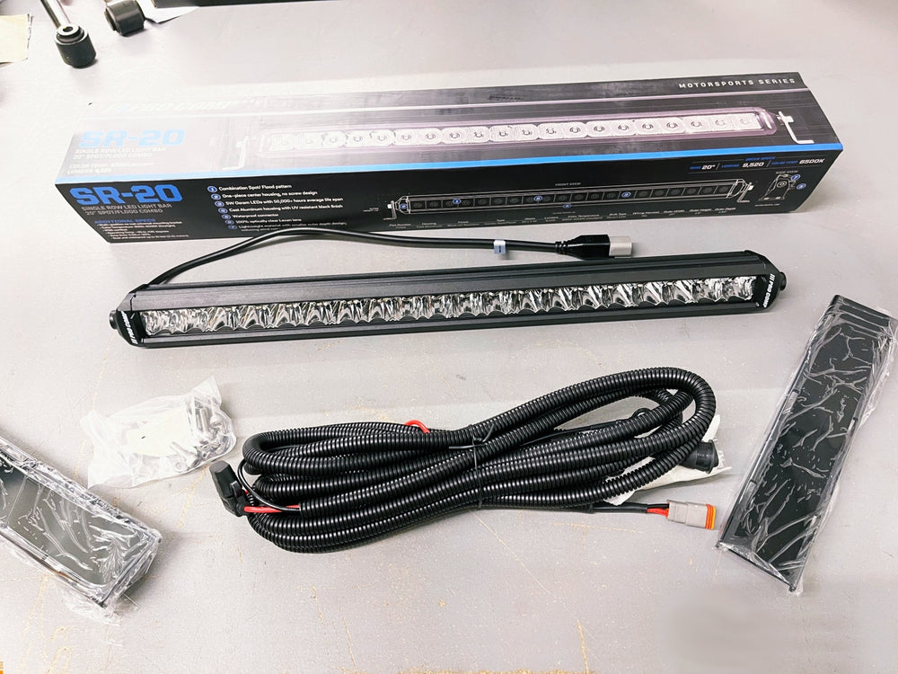 20IN PRO COMP MOTORSPORTS SERIES SINGLE ROW LIGHT BAR (WHITE / COMBO BEAM)