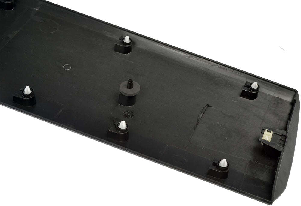 LOWER BODY MOLDING
