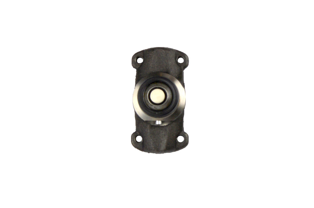 DANA 1330 CV SADDLE GREASABLE SOCKET YOKE