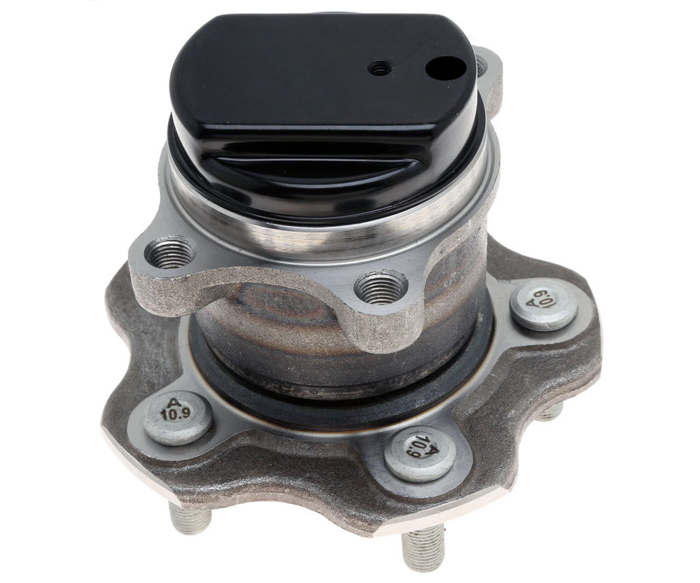 WHEEL HUB ASSEMBLY