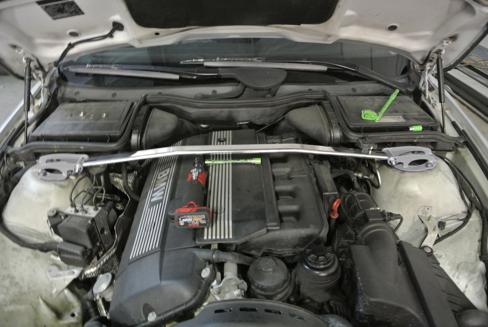 Megan Race-Spec Bar BMW E39 97-03 (ALL TRIMS include M5) FU