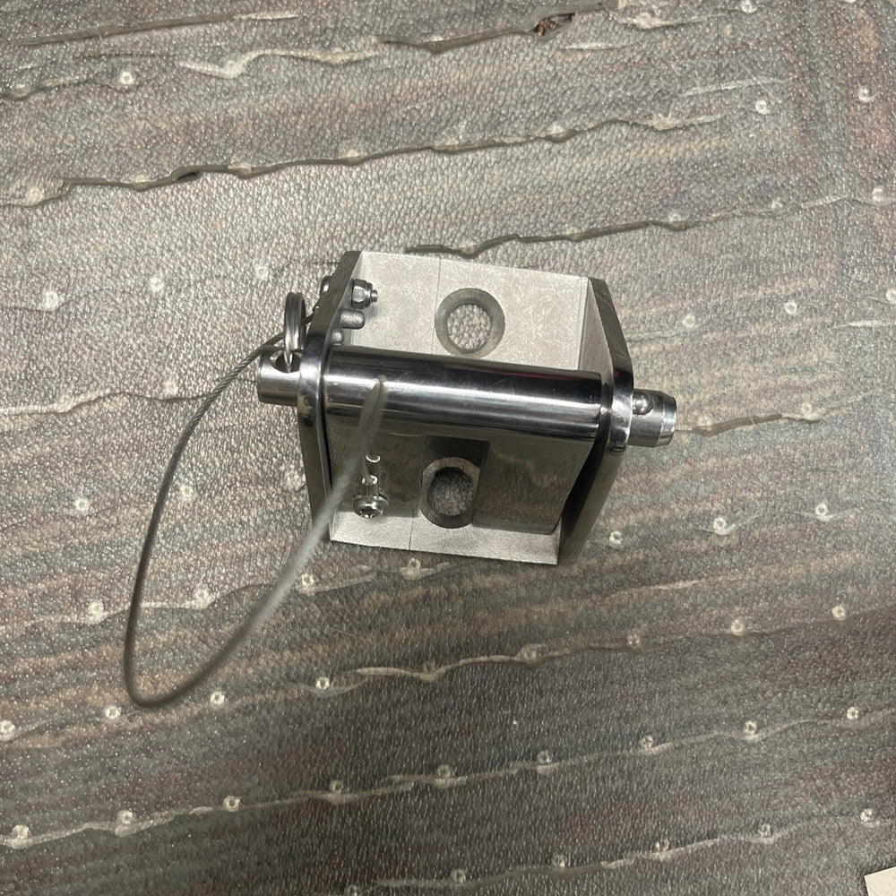LEWMAR auto part