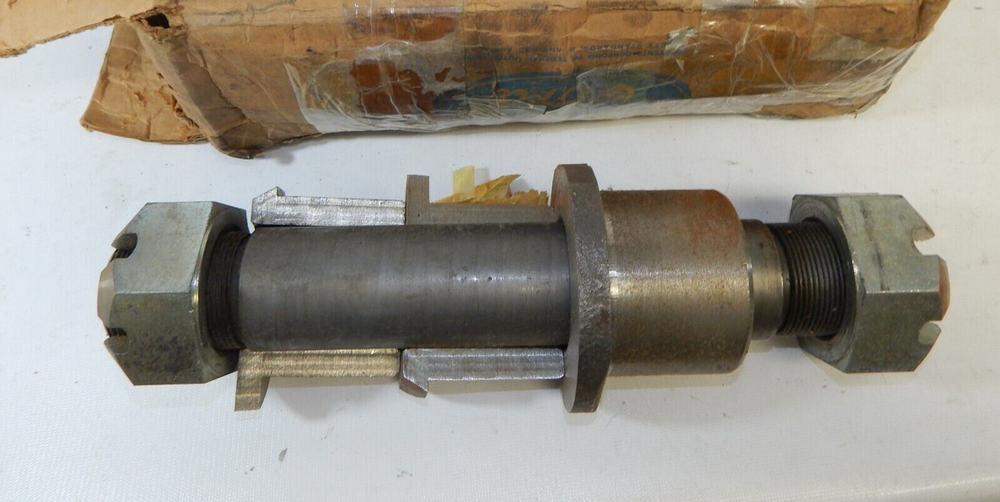 REAR AXLE SHAFT RH JEEP