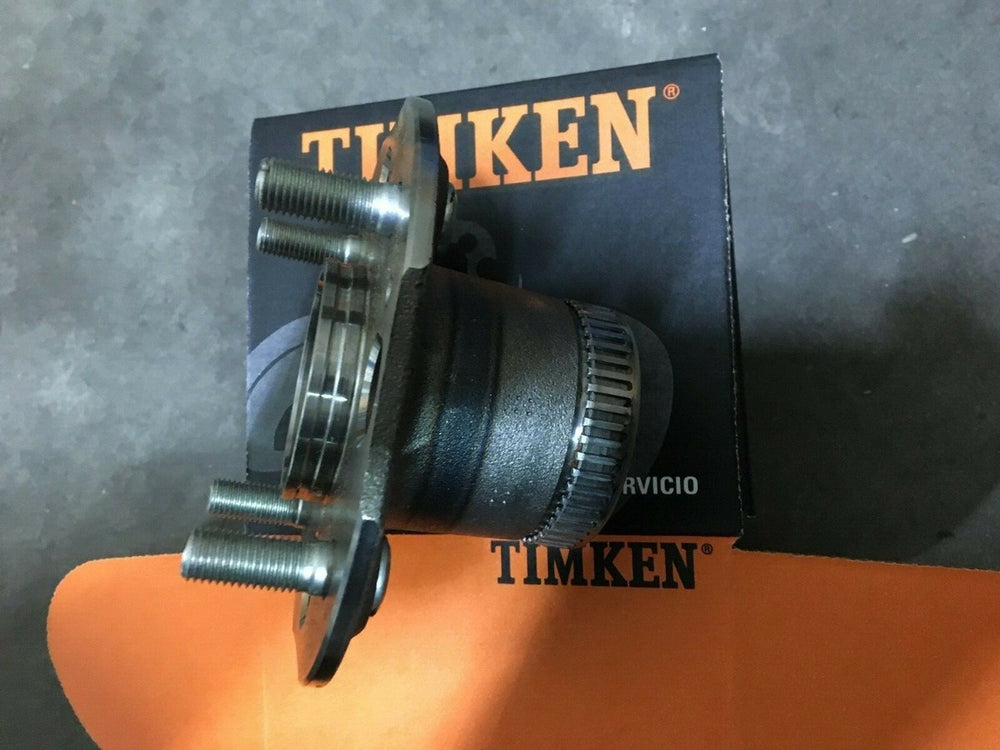 MOOG 92-94 Acura Vigor Rear Hub Assembly