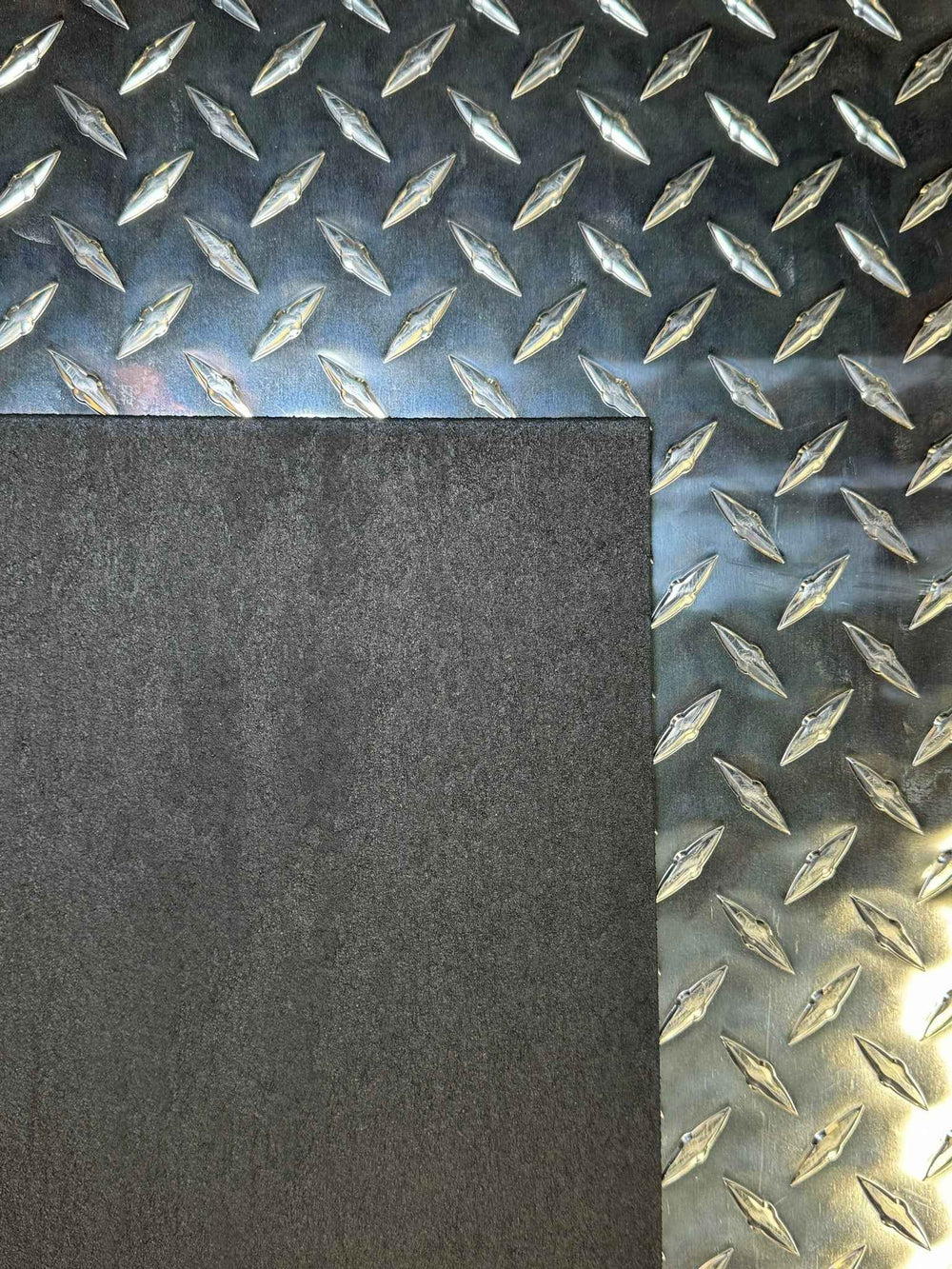 RUBBER MAT FOR DOG BOX