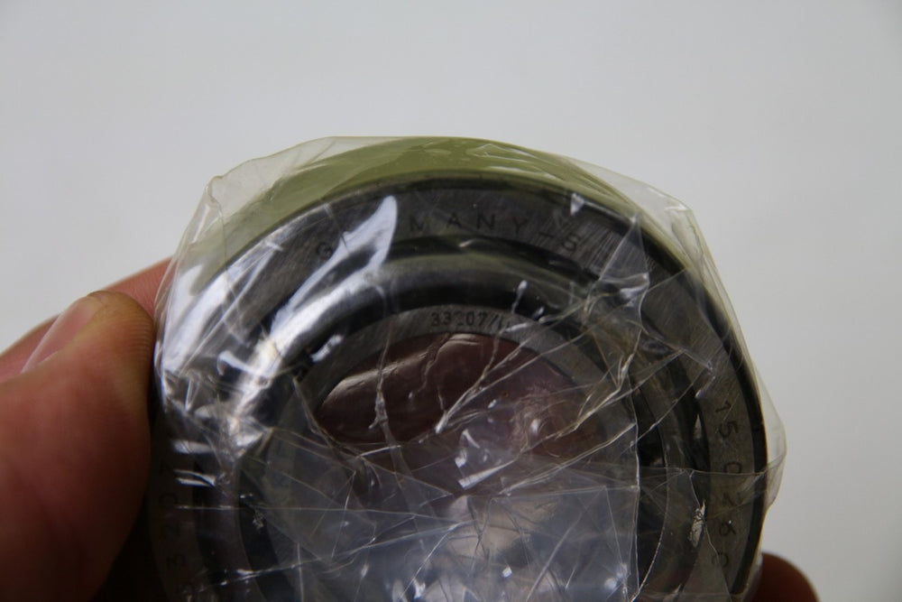 TAPERED-ROLLER BEARI