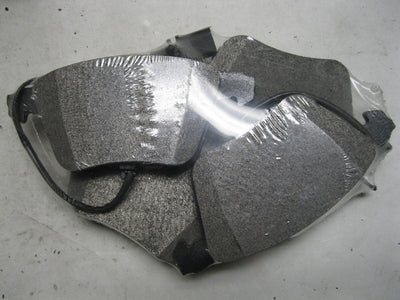 R auto part