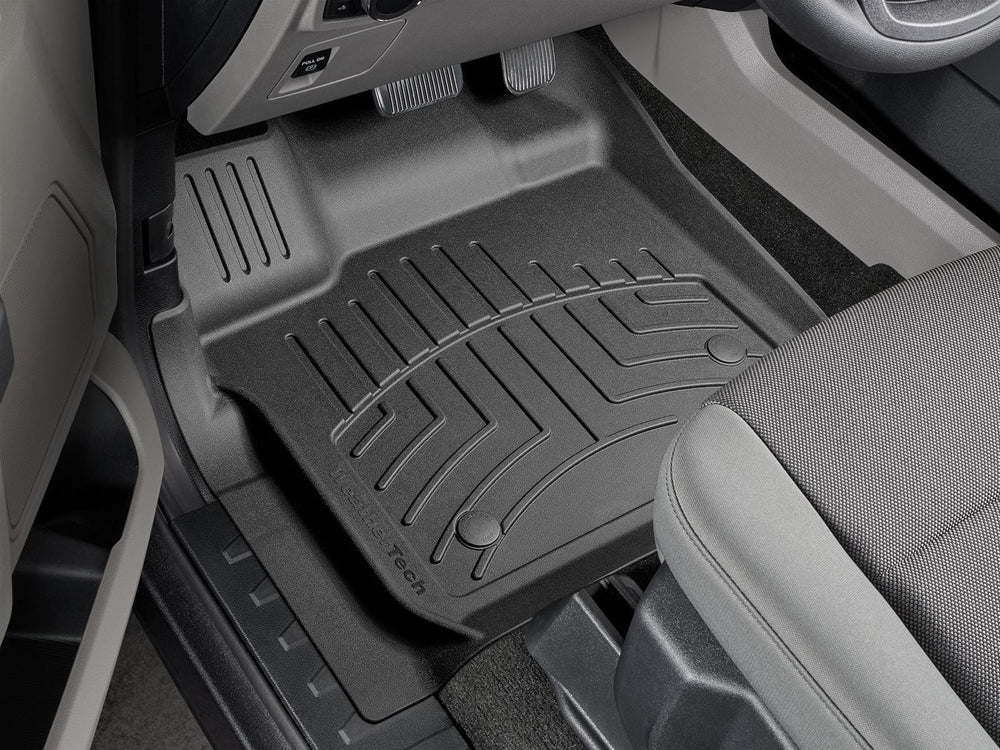 WeatherTech 05-08 Ford F-150 1st Row Front FloorLiner HP - Black