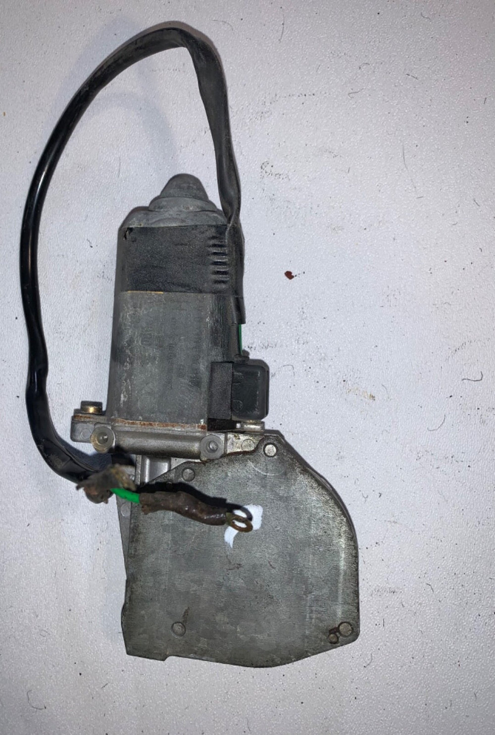 FLAT MOTOR-AND-GEAR