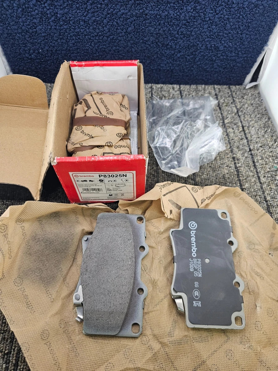 Brembo 2000 Toyota 4Runner Front NAO Brake Pad