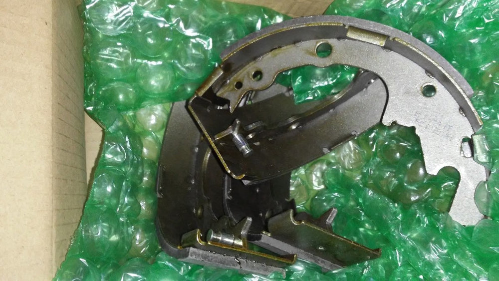 R auto part