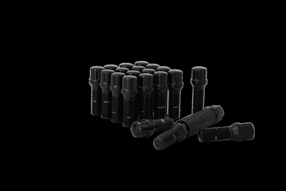 5 LUG 14-1.50 SPLINE BOLT WIK BLK 3