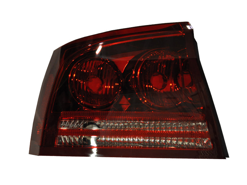 LH TAILLAMP LENS/HOUSING; CHARGER 0608