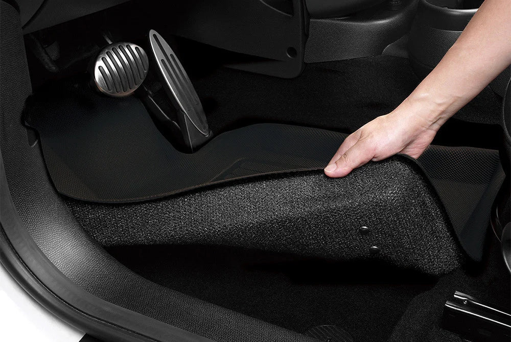 24C SANTA FE GAS KAGU FLOORLINER ROW 3 BLACK