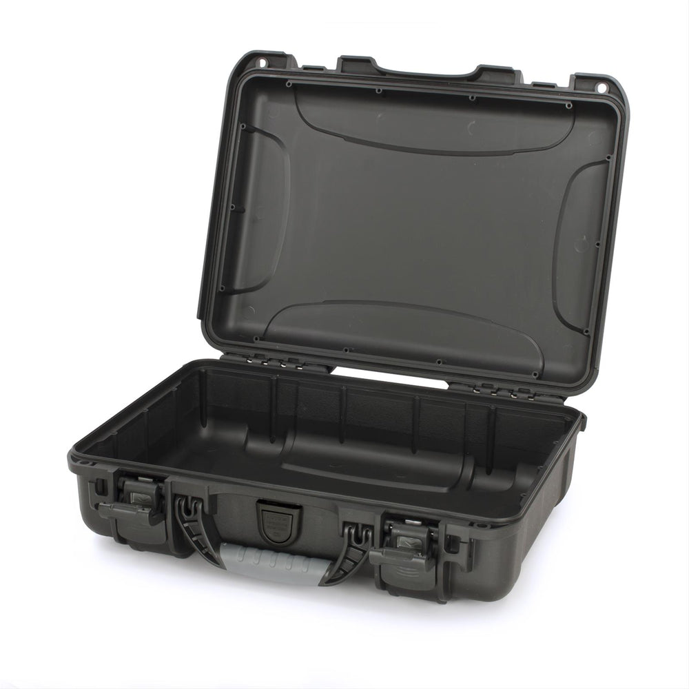 Nanuk black auto part