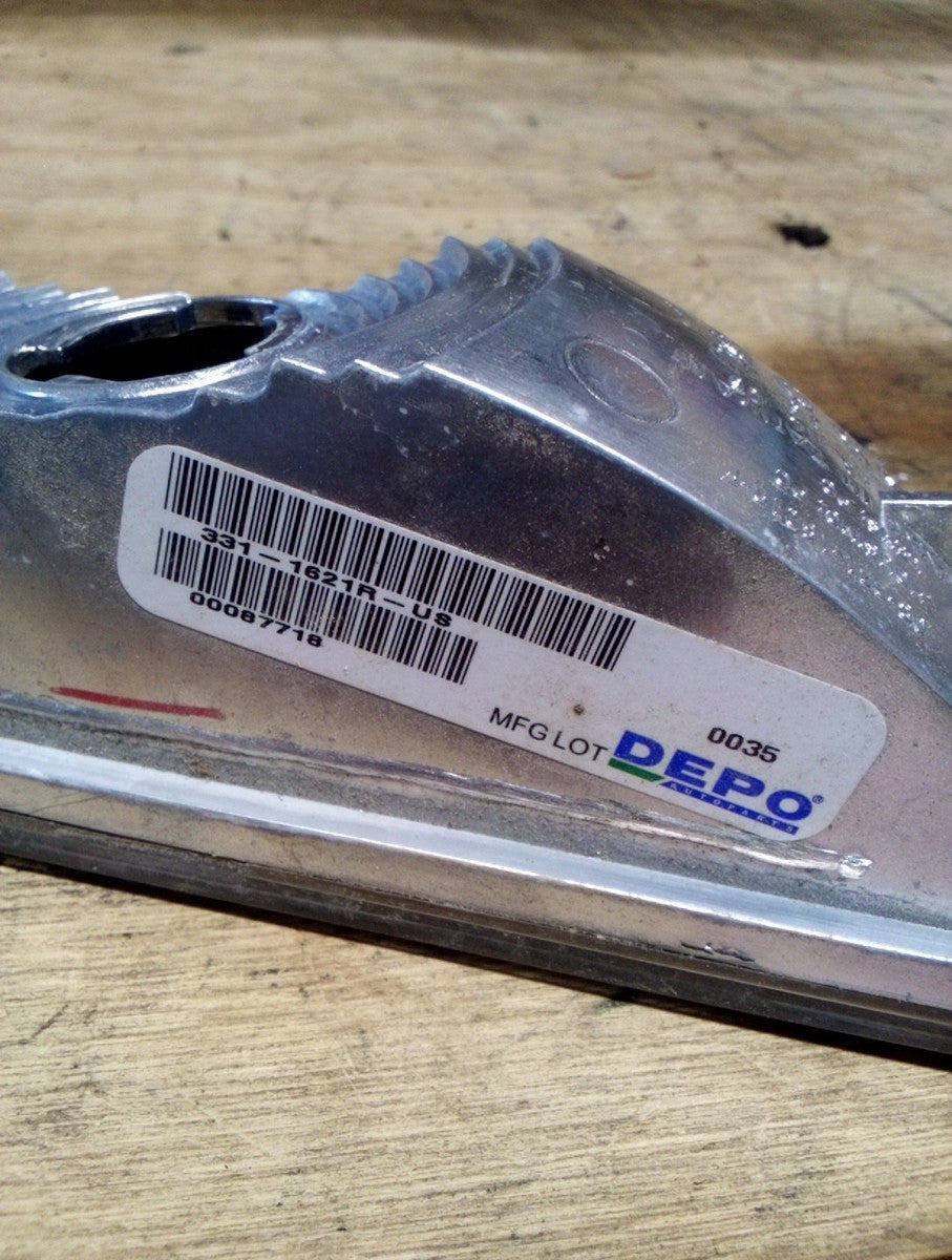 Maxzone Vehicle Lighting Corp auto part