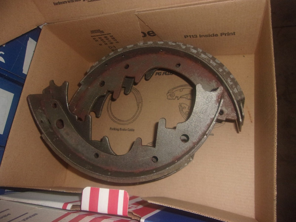 R auto part
