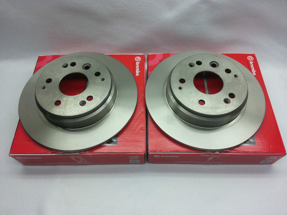 Brembo 04-10 Infiniti QX56/04-15 Titan Rear Premium NAO Ceramic OE Equivalent Pad