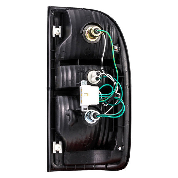CAPA LH TAILLAMP ASSY; TACOMA 0104